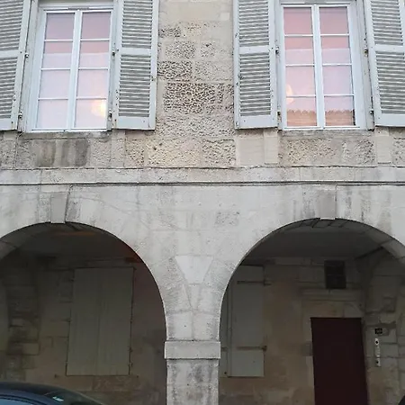 Superbe T2 De 45m² En Hyper Centre *